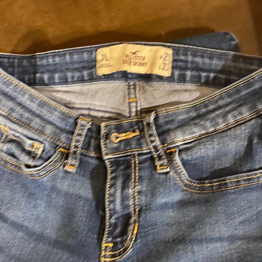 Hollister jeans